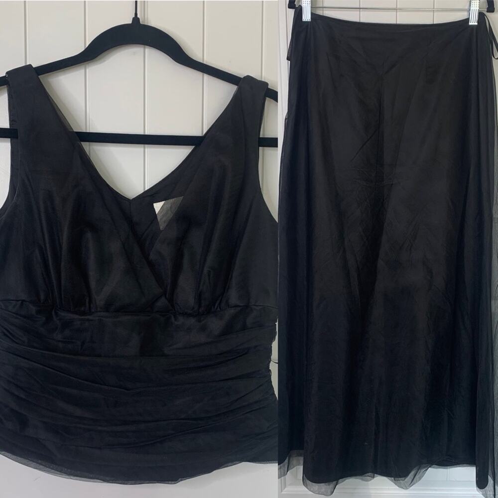 Watters & Watters box H two piece black sleeveless top and‎ maxi skirt size 10
